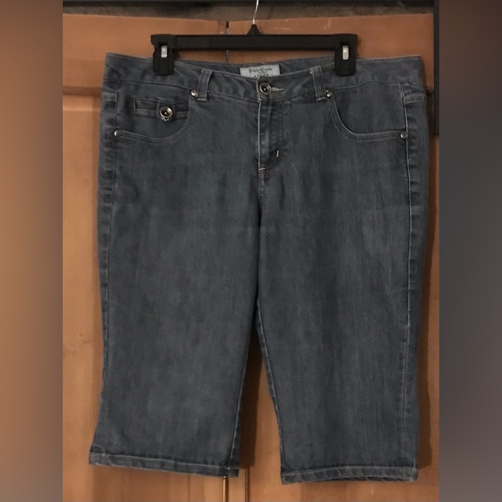 Boom Boom Bermuda Denim Jean Mom Shorts Size 14W